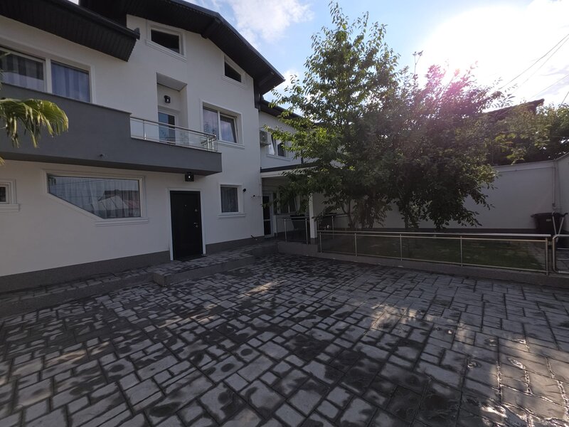 Sector 5, Pucheni, Muntii Carpati,